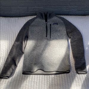Patagonia Men's Gray Sweater